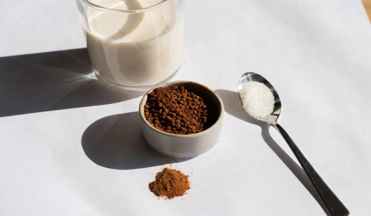 طرز تهیه شیر قهوه بدون دستگاه